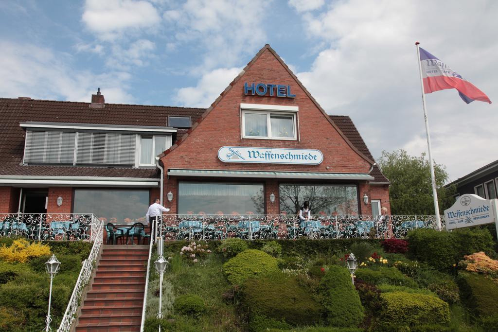 Hotel Waffenschmiede Kiel Bagian luar foto